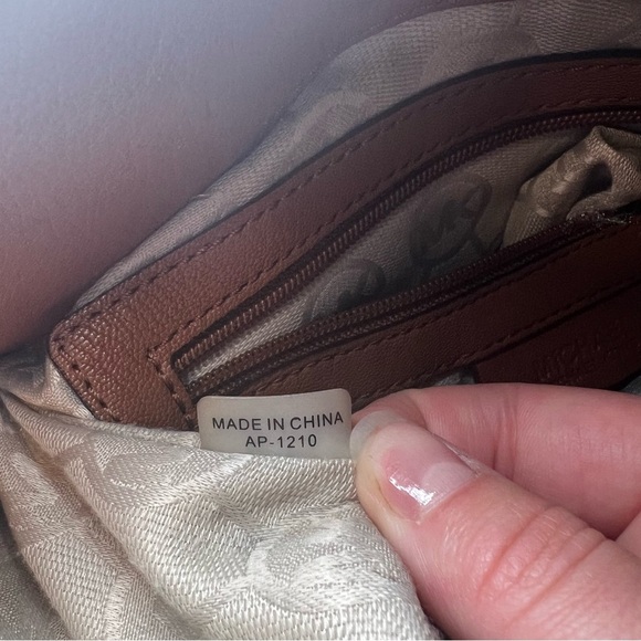 MICHAEL KORS Hamilton Medium Lock and Key Leather Bag Satchel/Shoulder Bag Brn - Picture 14 of 14